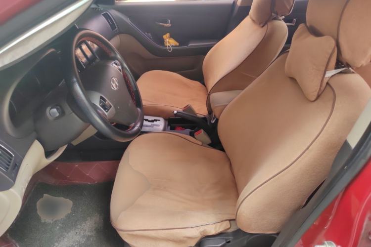 Used Hyundai Celesta 2011 1.6L Automatic Luxury Version Left Front Seat