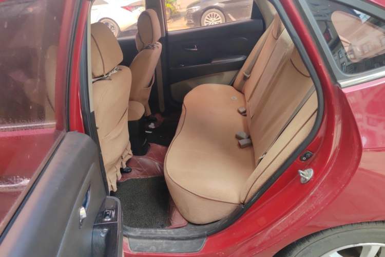 Used Hyundai Celesta 2011 1.6L Automatic Luxury Version Left Rear Seat