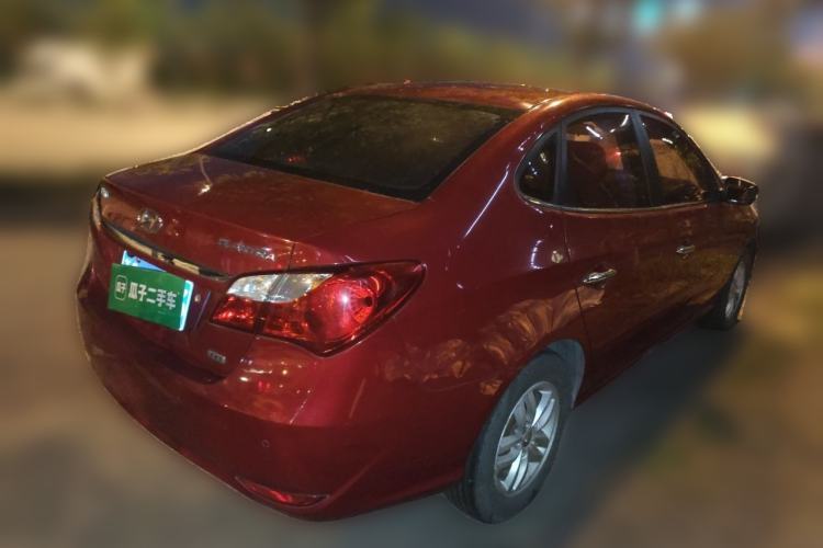 Used Hyundai Celesta 2011 1.6L Manual Luxury Model Rear Right 45 Deg