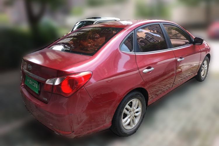 Used Hyundai Celesta 2011 1.6L Manual Luxury Model Rear Right 45 Deg