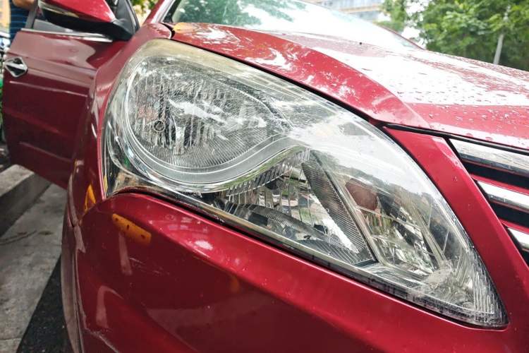 Used Hyundai Celesta 2011 1.6L Automatic Luxury Version Right Front Headlight