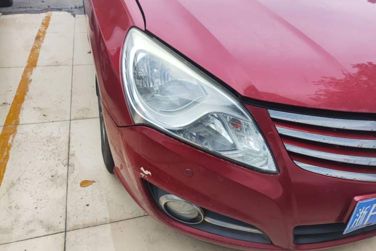 Used Hyundai Celesta 2011 1.6L Automatic Comfort Edition Right Front Headlight