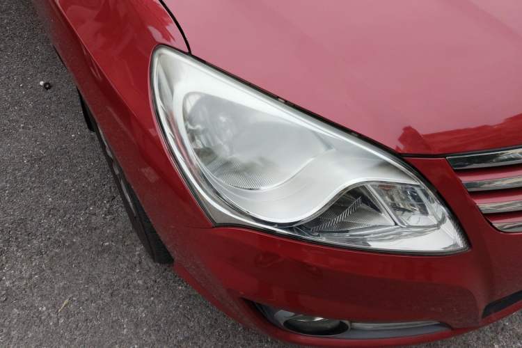 Used Hyundai Celesta 2011 1.6L Automatic Luxury Version Right Front Headlight