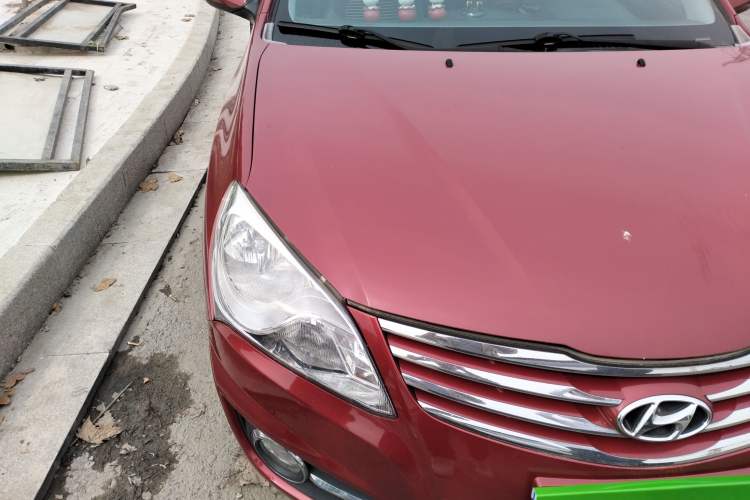 Used Hyundai Celesta 2011 1.6L Automatic Comfort Edition Right Front Headlight