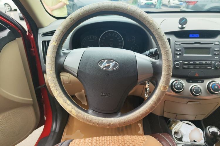 Used Hyundai Celesta 2011 1.6L Manual Comfort Edition Steering Wheel