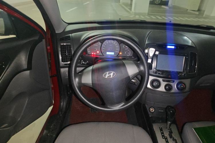 Used Hyundai Celesta 2011 1.6L Automatic Comfort Edition Steering Wheel