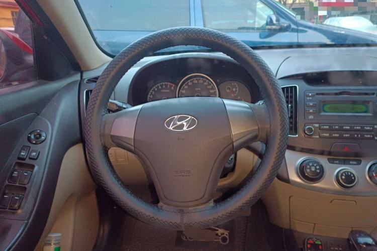Used Hyundai Celesta 2011 1.6L Automatic Comfort Edition Steering Wheel