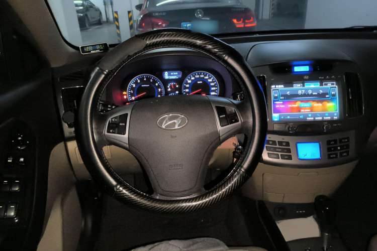 Used Hyundai Celesta 2011 1.6L Automatic Luxury Version Steering Wheel