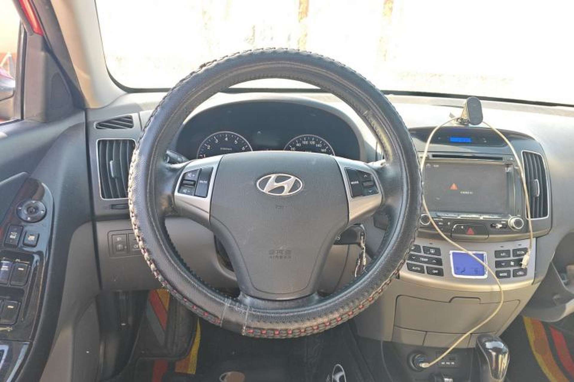 Used Hyundai Celesta 2011 1.6L Automatic Luxury Version Steering Wheel