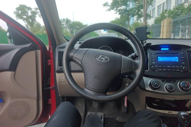 Used Hyundai Celesta 2011 1.6L Manual Comfort Edition Steering Wheel