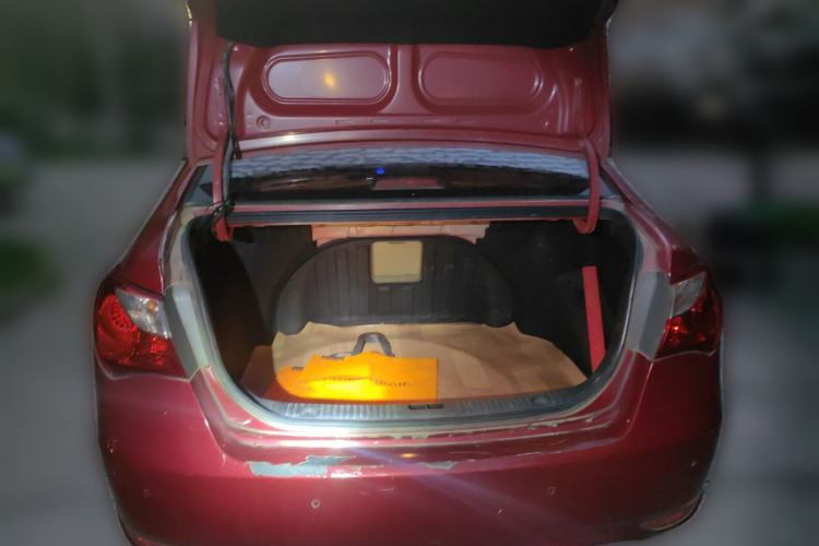 Used Hyundai Celesta 2011 1.6L Automatic Luxury Version Trunk