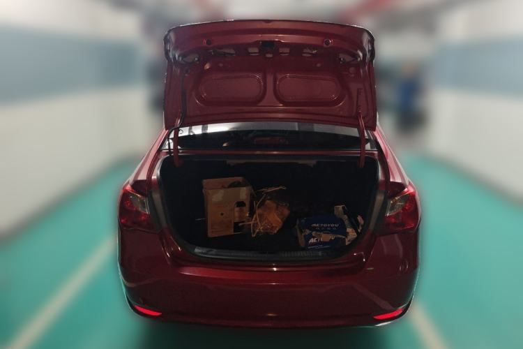 Used Hyundai Celesta 2011 1.6L Automatic Comfort Edition Trunk