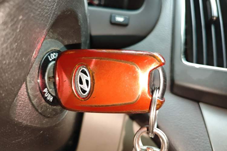 Used Hyundai Celesta 2011 1.6L Automatic Comfort Edition Vehicle Key