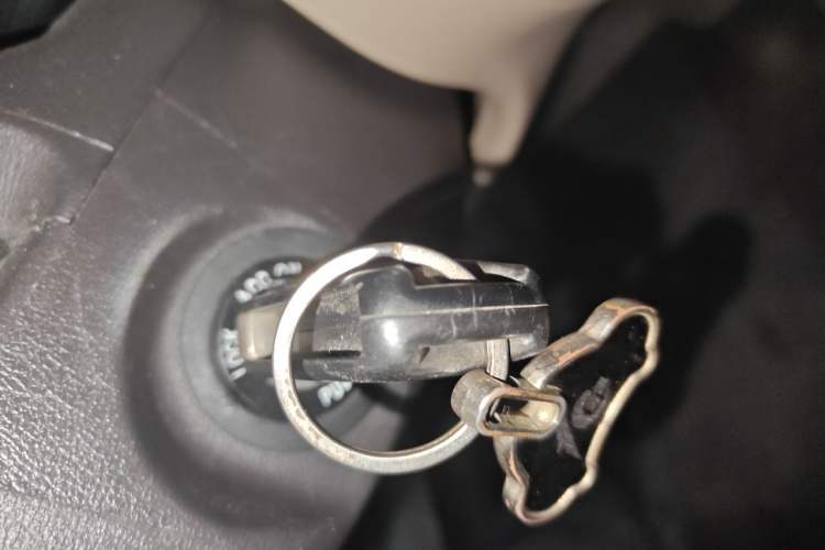 Used Hyundai Celesta 2011 1.6L Automatic Comfort Edition Vehicle Key