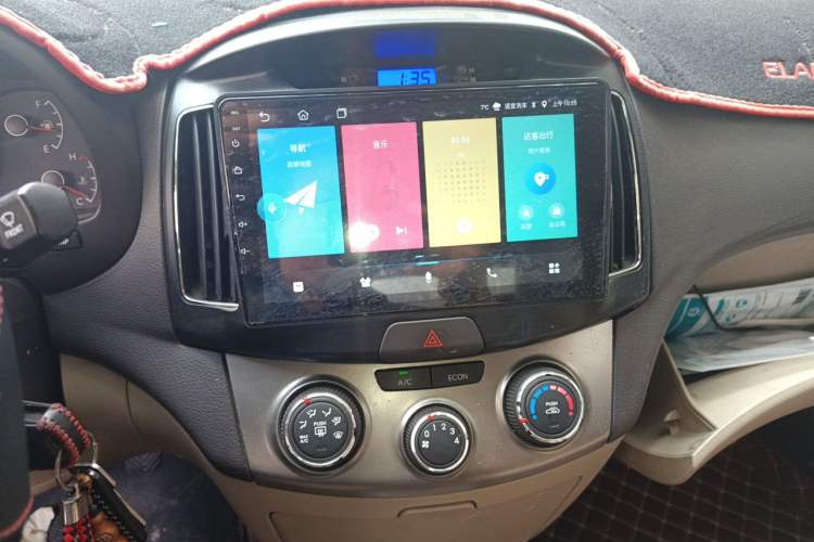 Used Hyundai Celesta 2011 1.6L Manual Comfort Edition Audio And AC Panel