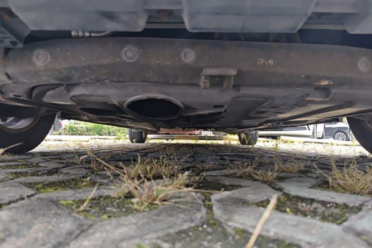 Used Hyundai Celesta 2011 1.6L Manual Comfort Edition Chassis Front