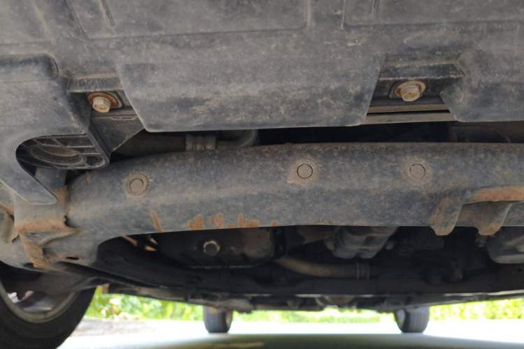 Used Hyundai Celesta 2011 1.6L Automatic Comfort Edition Chassis Front