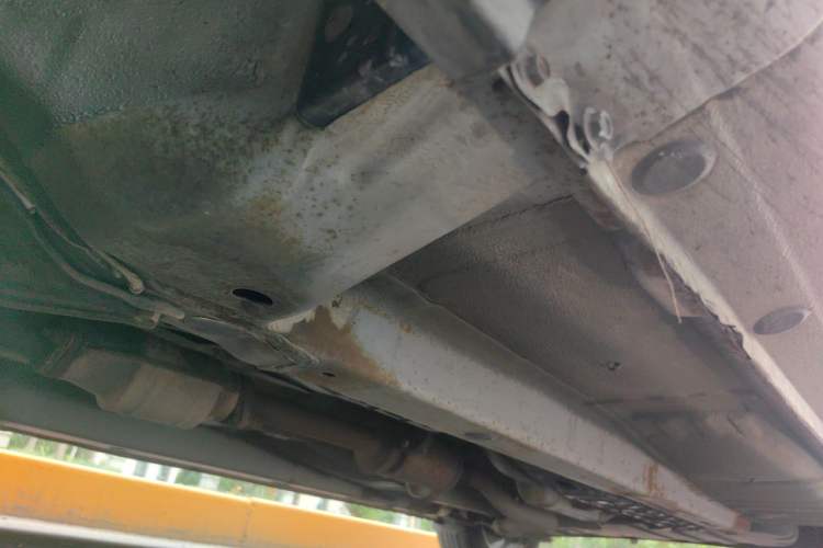 Used Hyundai Celesta 2011 1.6L Manual Luxury Model Chassis Front Left