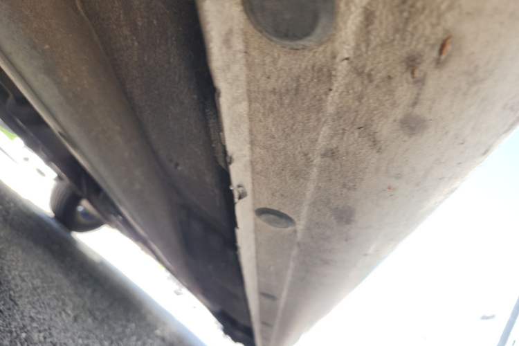 Used Hyundai Celesta 2011 1.6L Manual Comfort Edition Chassis Front Left
