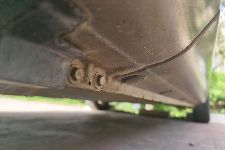 Used Hyundai Celesta 2011 1.6L Manual Comfort Edition Chassis Front Left