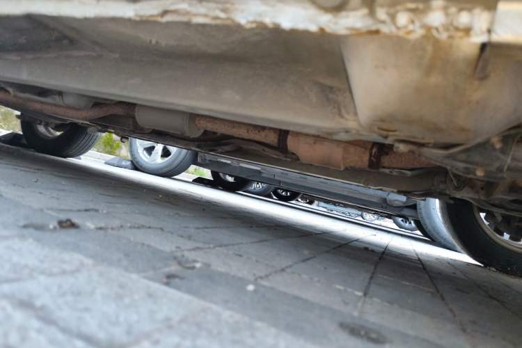 Used Hyundai Celesta 2011 1.6L Manual Luxury Model Chassis Front Right