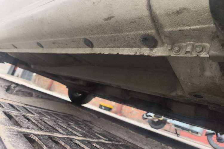 Used Hyundai Celesta 2011 1.6L Automatic Comfort Edition Chassis Front Right