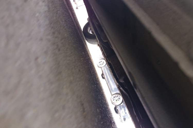 Used Hyundai Celesta 2011 1.6L Manual Comfort Edition Chassis Front Right