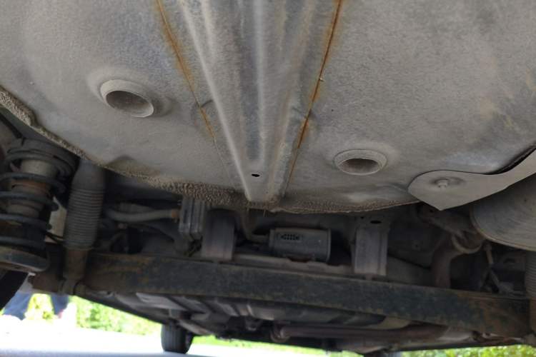 Used Hyundai Celesta 2011 1.6L Automatic Comfort Edition Chassis Rear