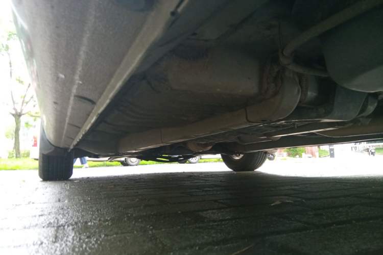 Used Hyundai Celesta 2011 1.6L Automatic Luxury Version Chassis Rear Left