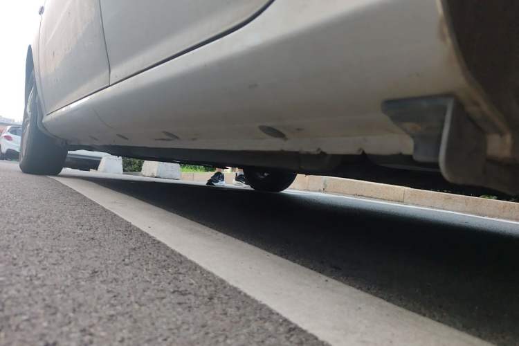 Used Hyundai Celesta 2011 1.6L Manual Comfort Edition Chassis Rear Left