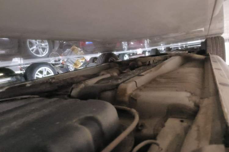 Used Hyundai Celesta 2011 1.6L Automatic Comfort Edition Chassis Rear Left