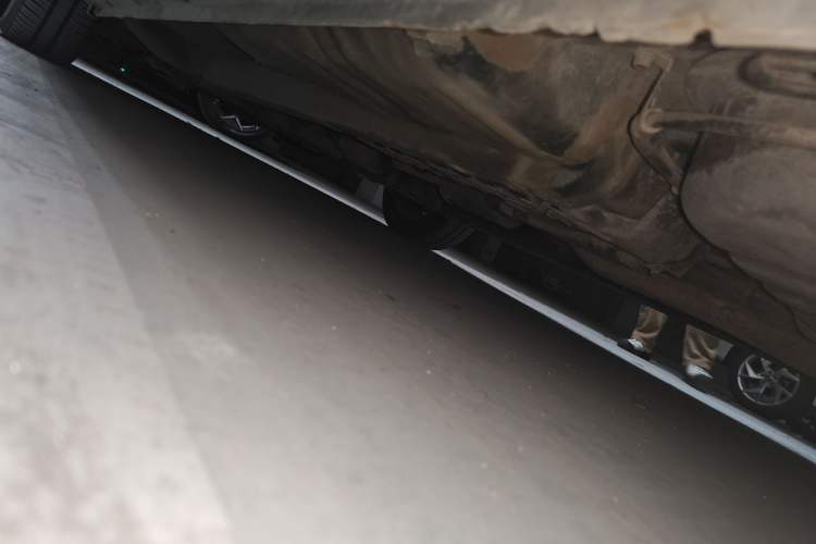Used Hyundai Celesta 2011 1.6L Manual Comfort Edition Chassis Rear Left