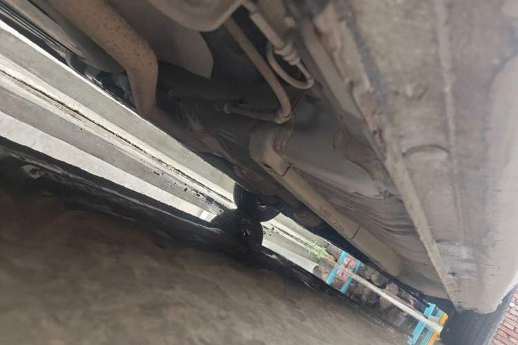 Used Hyundai Celesta 2011 1.6L Automatic Comfort Edition Chassis Rear Right