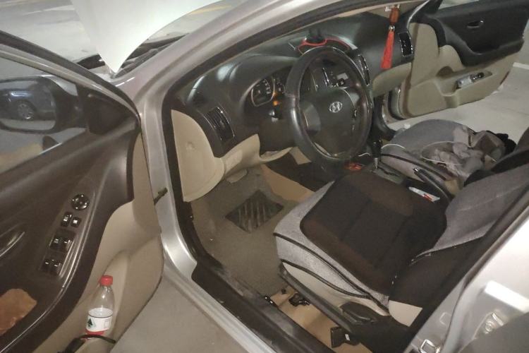 Used Hyundai Celesta 2011 1.6L Automatic Comfort Edition Driver Seat