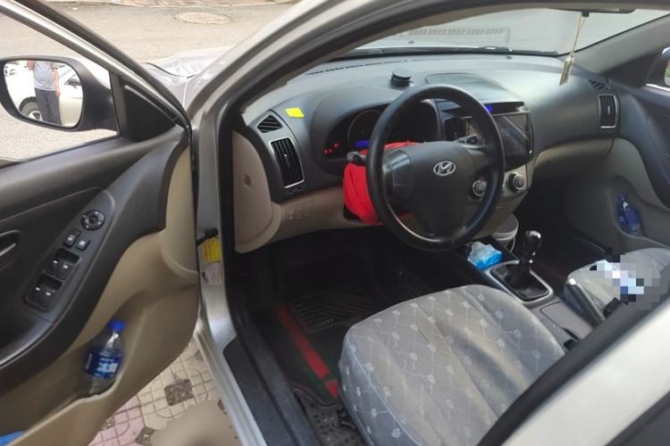 Used Hyundai Celesta 2011 1.6L Manual Comfort Edition Driver Seat