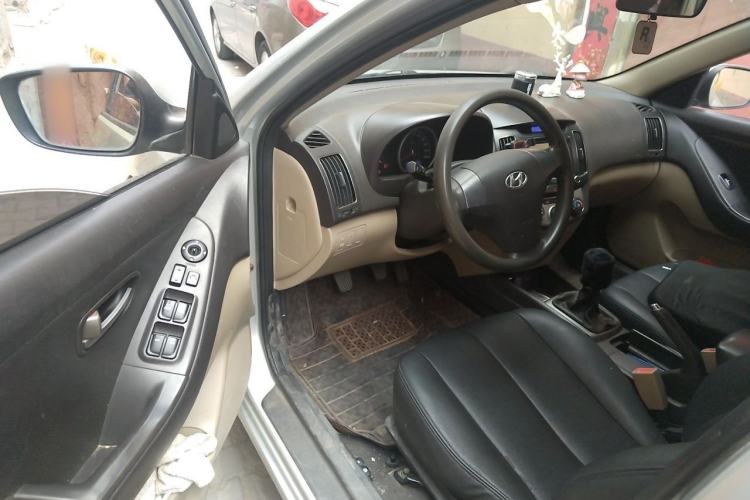 Used Hyundai Celesta 2011 1.6L Manual Comfort Edition Driver Seat