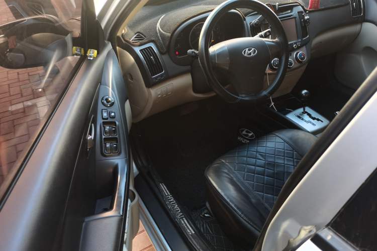 Used Hyundai Celesta 2011 1.6L Automatic Comfort Edition Driver Seat