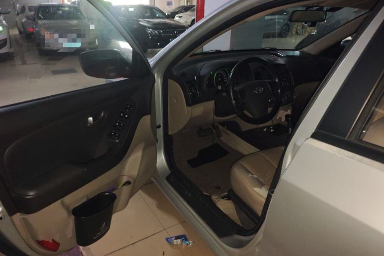 Used Hyundai Celesta 2011 1.6L Automatic Comfort Edition Driver Seat
