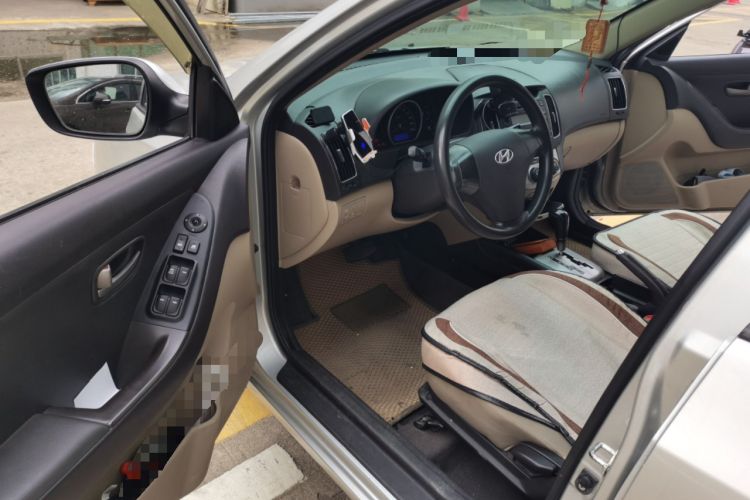 Used Hyundai Celesta 2011 1.6L Automatic Comfort Edition Driver Seat