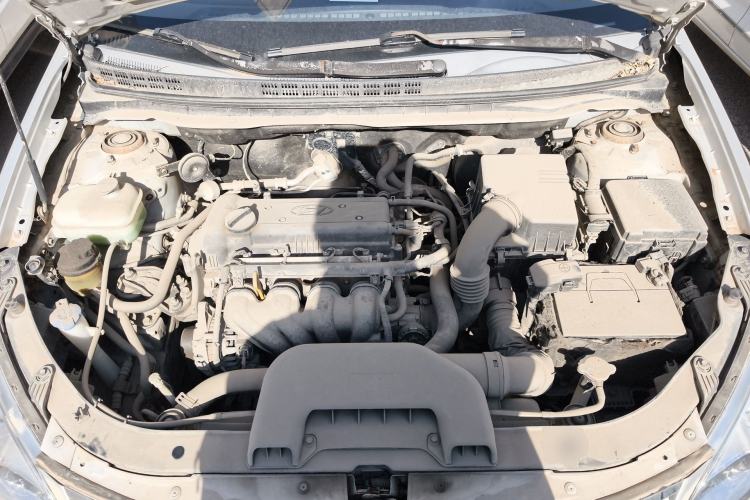 Used Hyundai Celesta 2011 1.6L Manual Comfort Edition Engine Bay