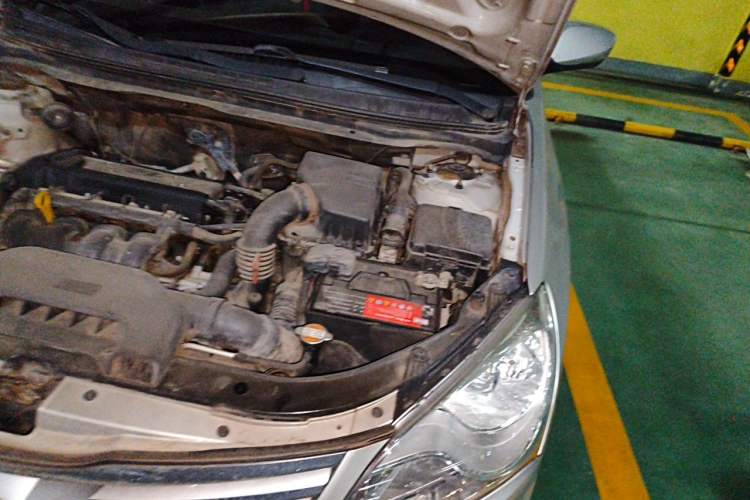 Used Hyundai Celesta 2011 1.6L Automatic Luxury Version Engine Bay Left