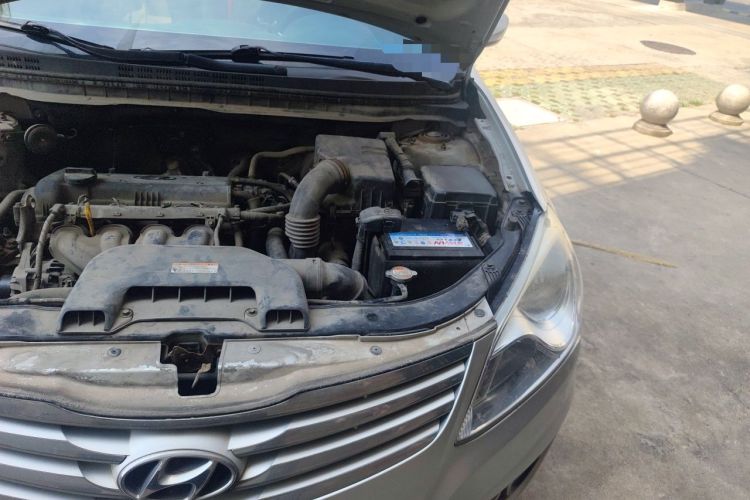 Used Hyundai Celesta 2011 1.6L Manual Comfort Edition Engine Bay Left