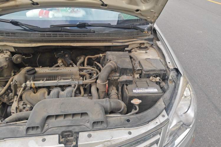 Used Hyundai Celesta 2011 1.6L Automatic Luxury Version Engine Bay Left