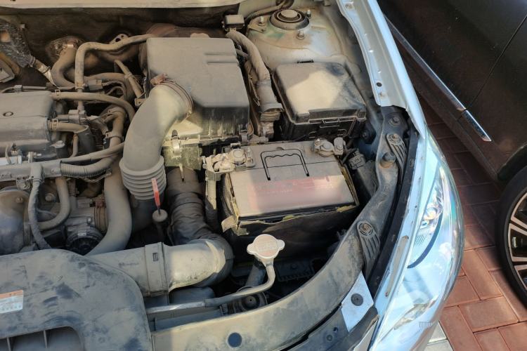 Used Hyundai Celesta 2011 1.6L Automatic Comfort Edition Engine Bay Left