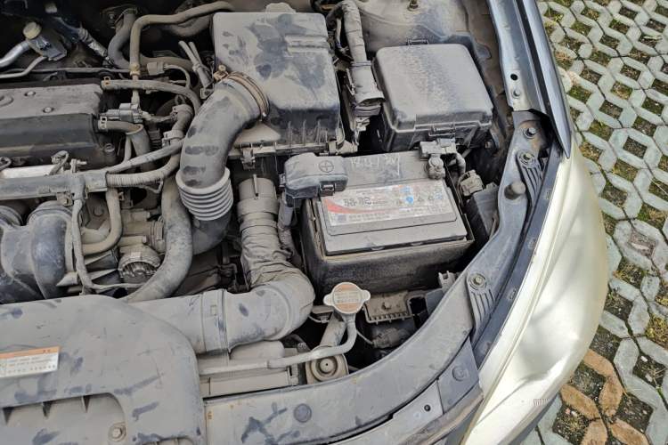 Used Hyundai Celesta 2011 1.6L Manual Comfort Edition Engine Bay Left
