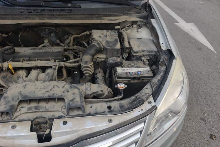 Used Hyundai Celesta 2011 1.6L Manual Comfort Edition Engine Bay Left