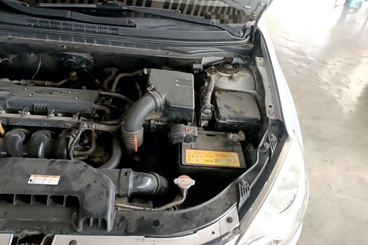 Used Hyundai Celesta 2011 1.6L Automatic Luxury Version Engine Bay Left
