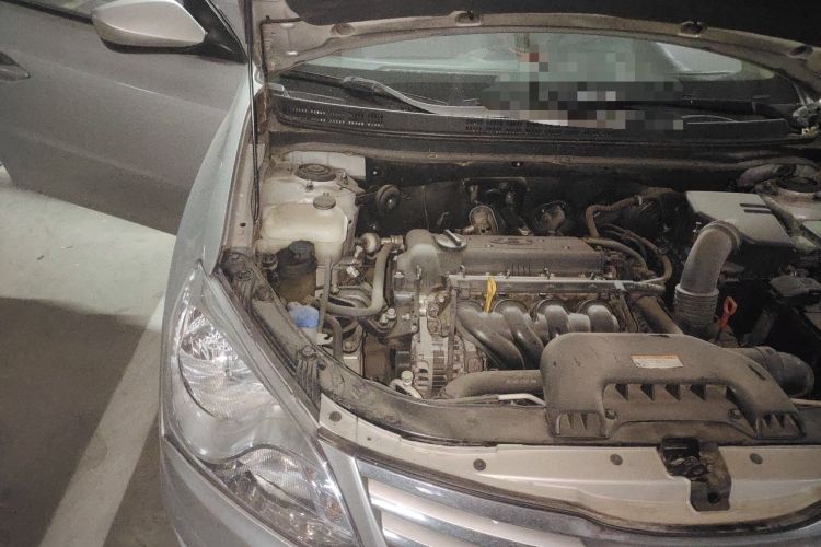 Used Hyundai Celesta 2011 1.6L Automatic Comfort Edition Engine Bay Right