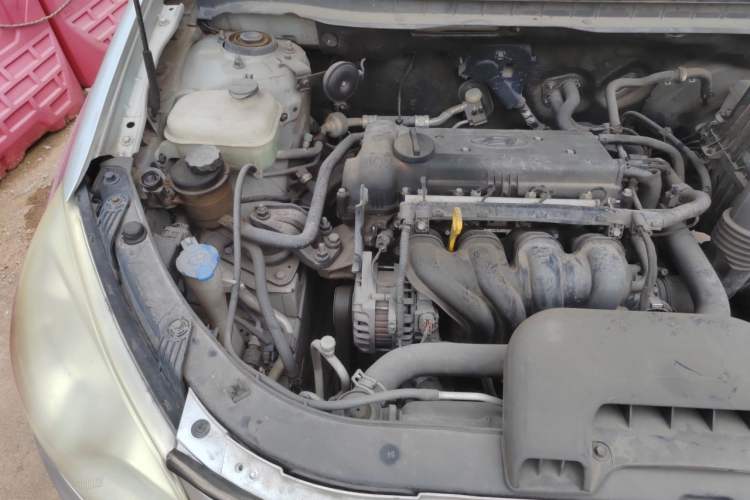 Used Hyundai Celesta 2011 1.6L Automatic Luxury Version Engine Bay Right