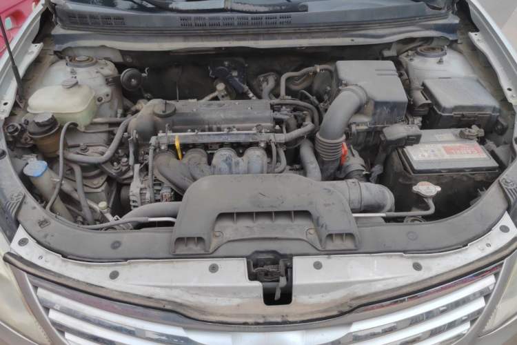 Used Hyundai Celesta 2011 1.6L Automatic Luxury Version Engine Bay